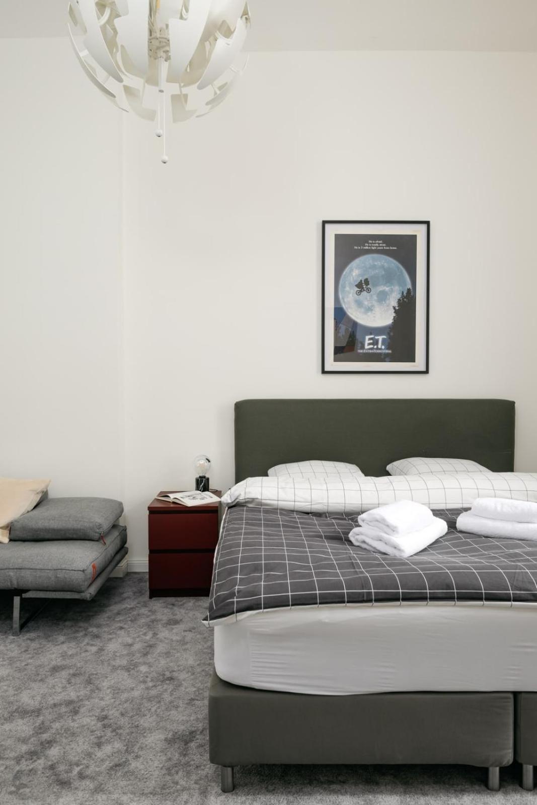Comfortable And Cosy Apt A Few Steps From Dancing House And Naplavka Dance Prague Extérieur photo