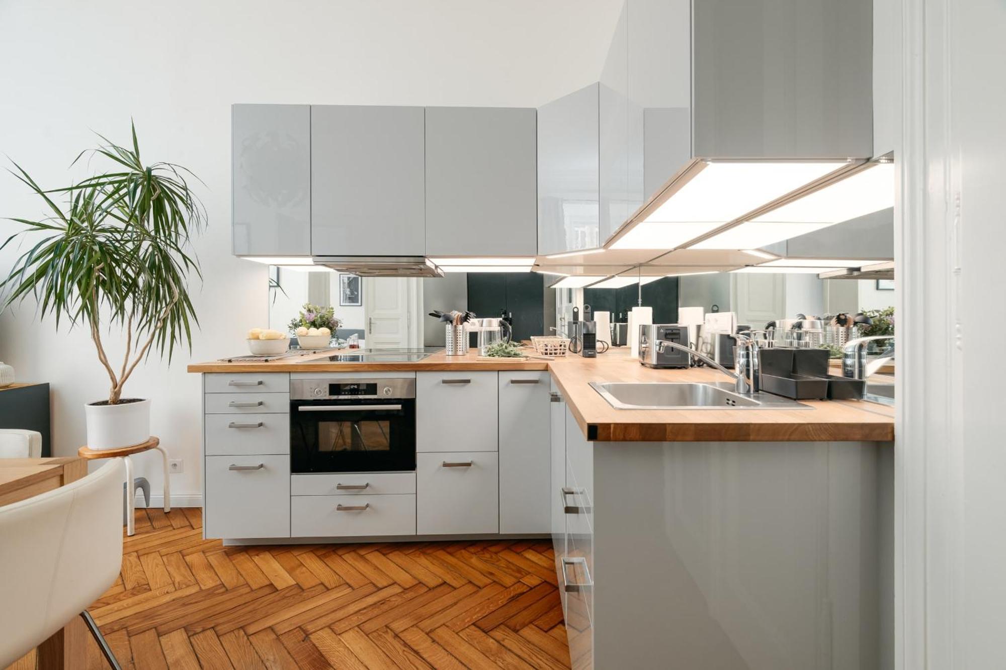 Comfortable And Cosy Apt A Few Steps From Dancing House And Naplavka Dance Prague Extérieur photo